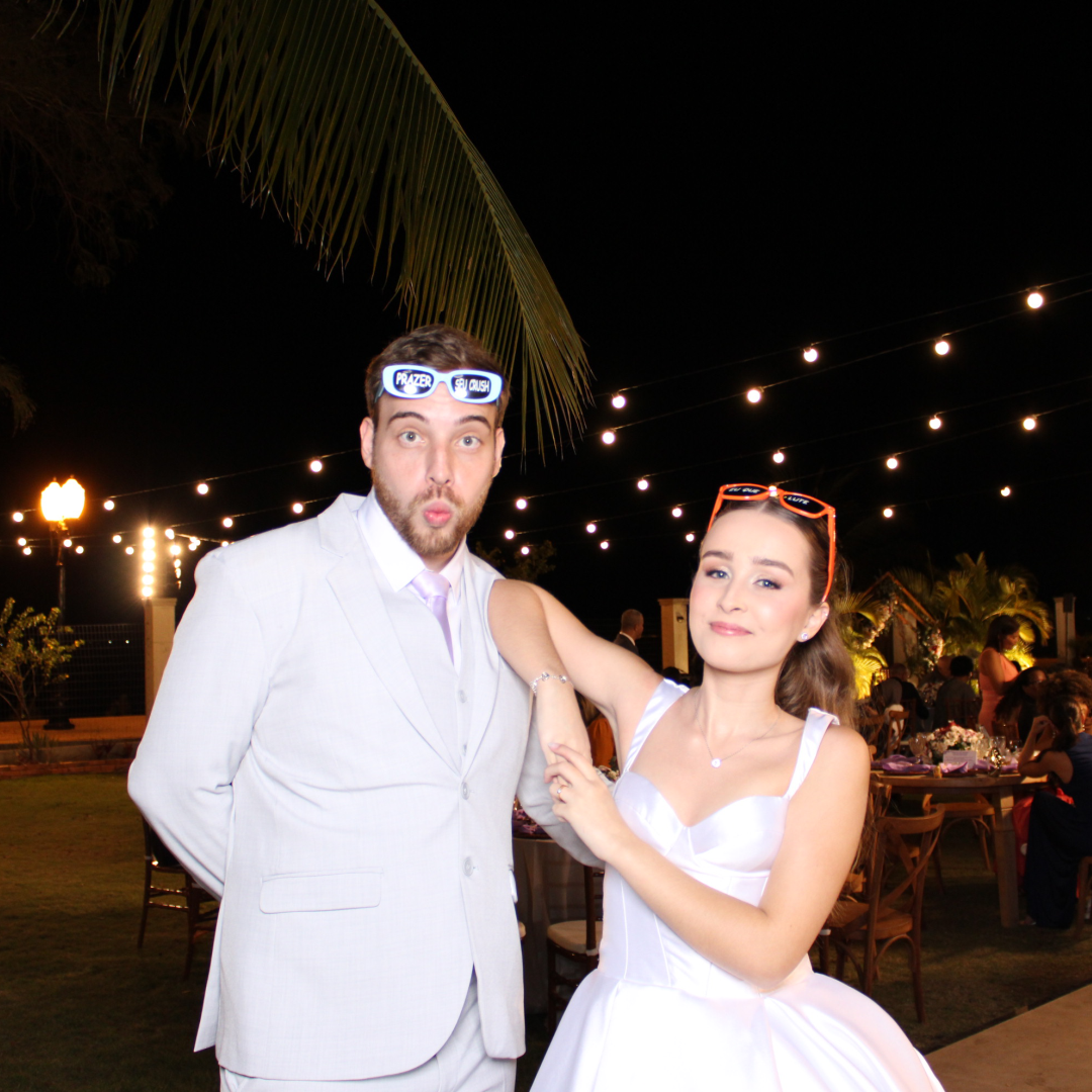 Espelho Mágico com foto na hora - casamento
